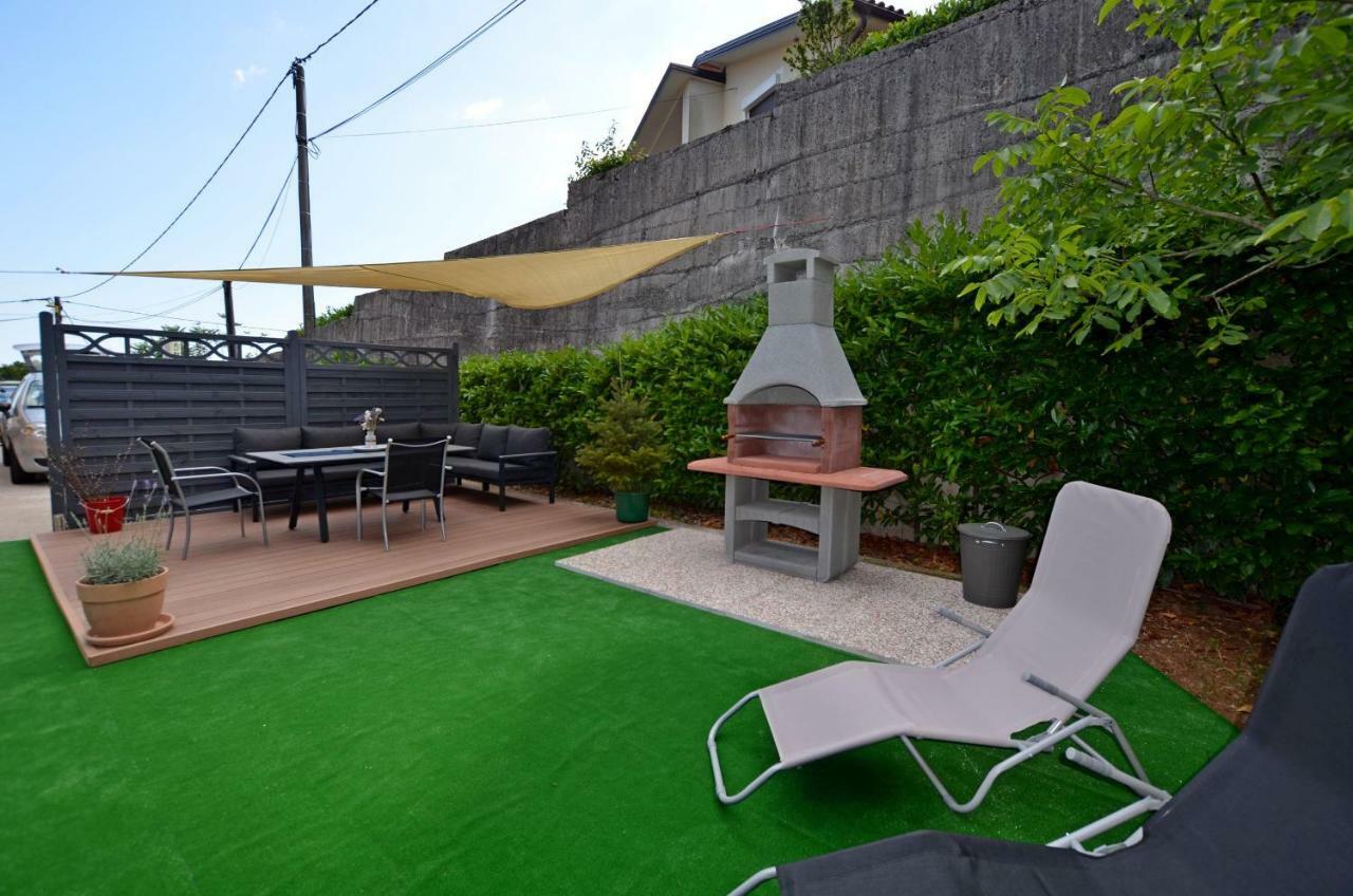 Apartments Golden Hour Jurdani Luaran gambar
