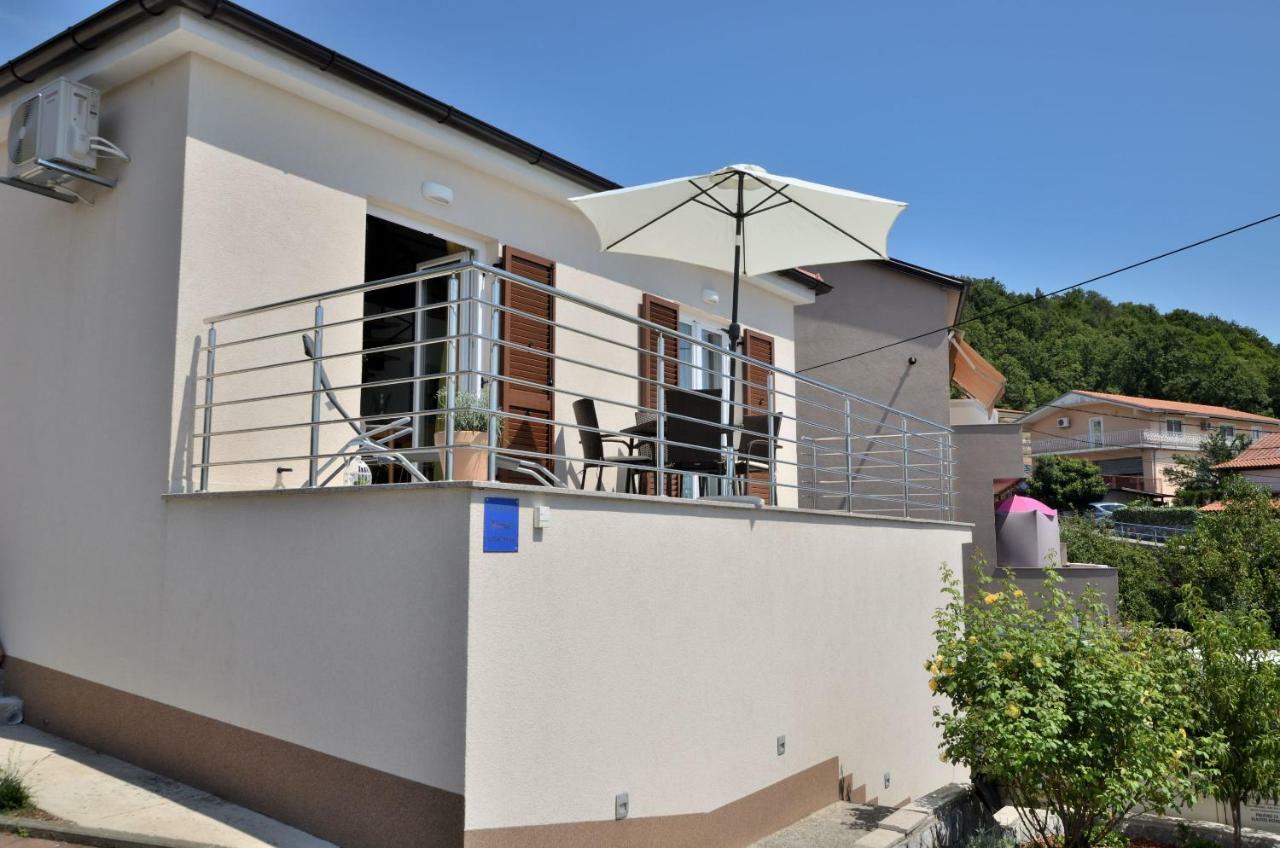 Apartments Golden Hour Jurdani Luaran gambar